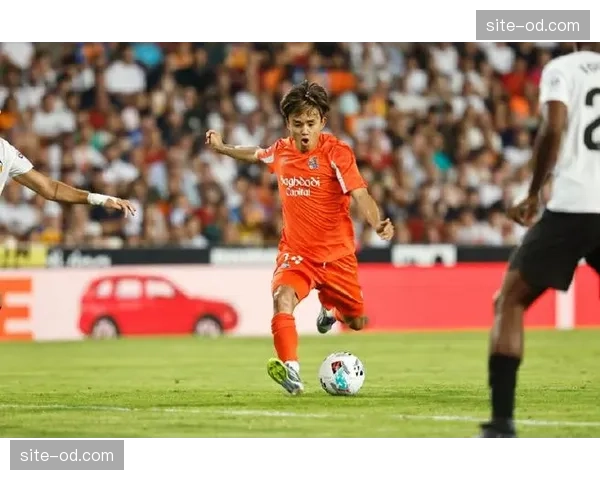 久保建英腿筋伤势恢复需两周，能否赶上三月友谊赛存疑