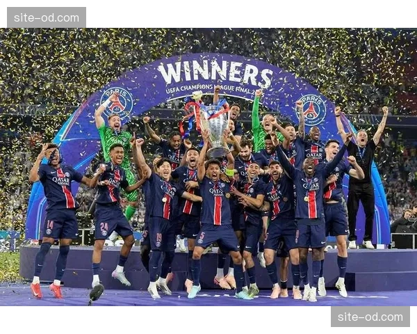 巴黎圣日耳曼八球双杀切尔西,卫冕冠军展现恐怖攻击力 巴黎圣日耳曼八球双杀切尔西,卫冕冠军展现恐怖攻击力